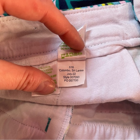 Lilly Pulitzer Shorts Women's Small Low Tide Navy Catty Puursonality Jayne Knit - Picture 7 of 10